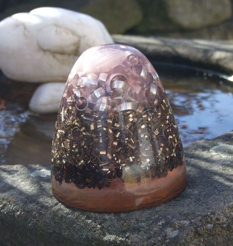 Sfera růženínová orgonit