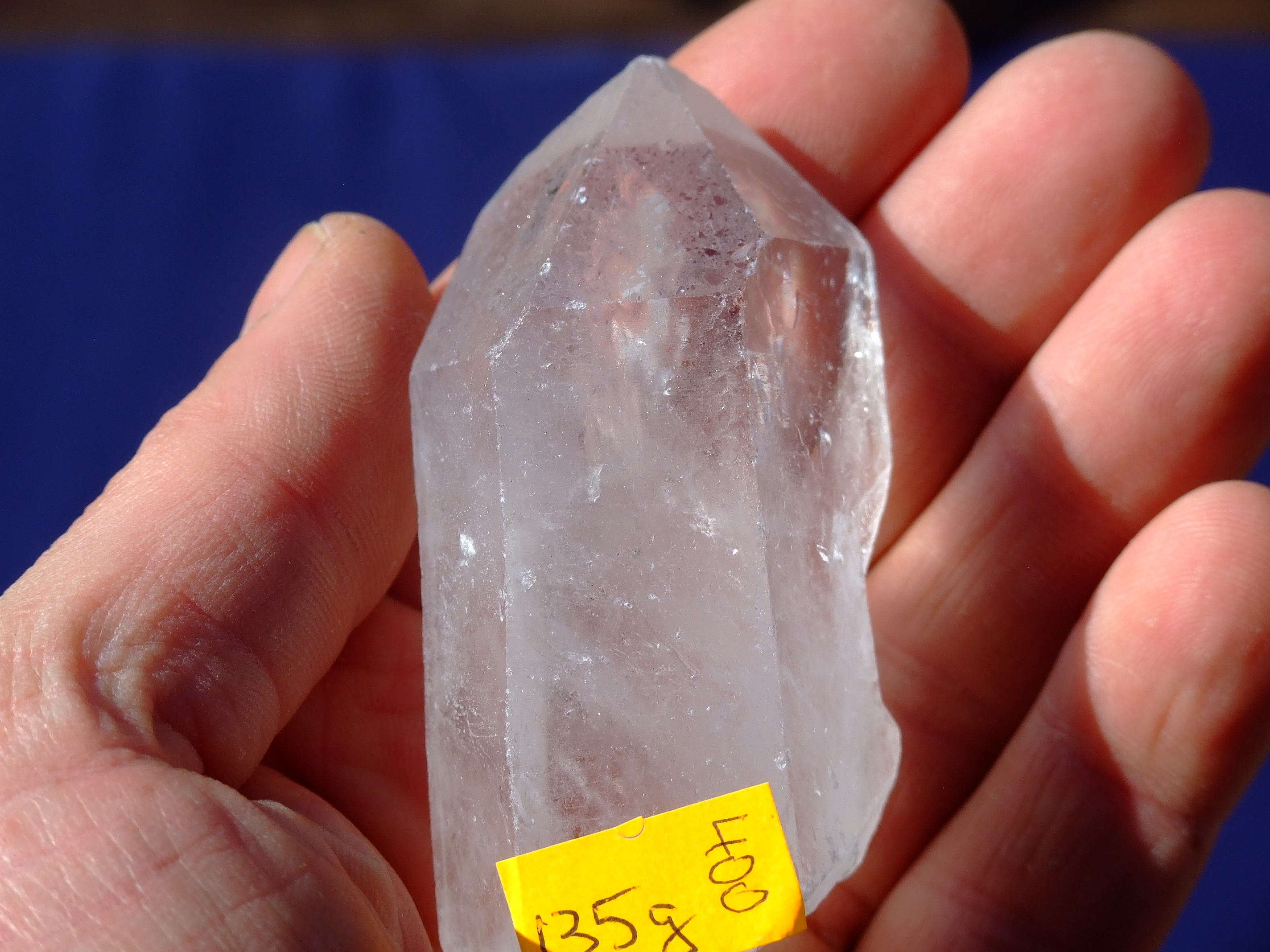 Krystal křišťálu 135g