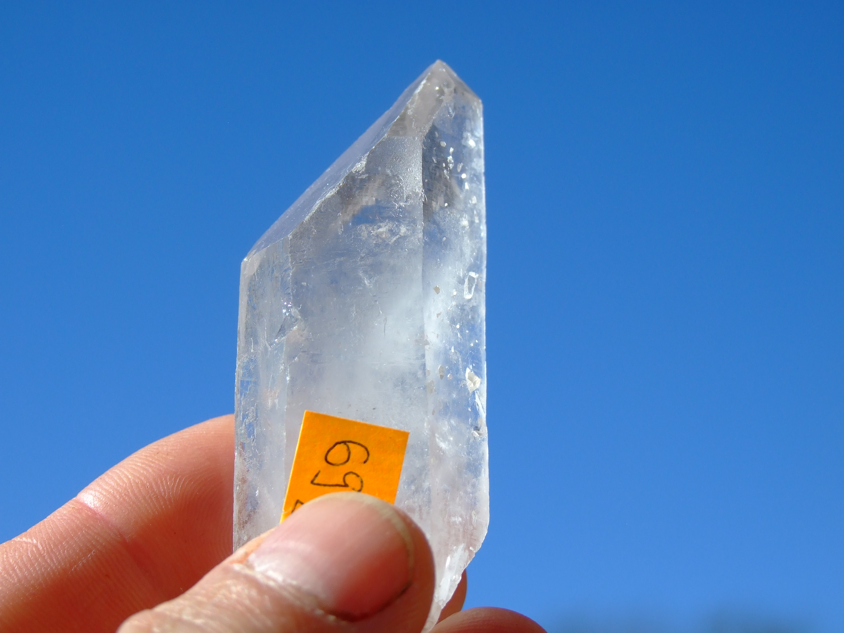 Krystal křišťálu 69g