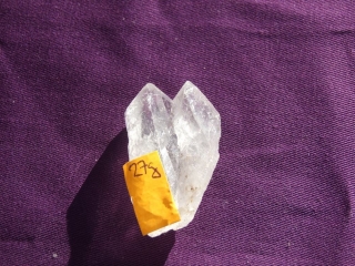 Krystal křišťálu 27g